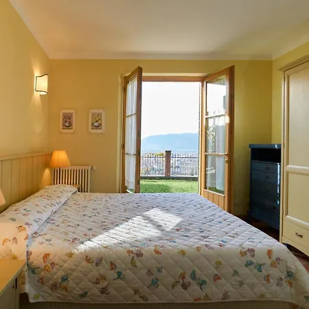 Sleeps 4 Pool Air Con * 马格拉新堡