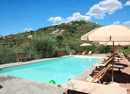 Sleeps 4 Pool Air Con 公寓