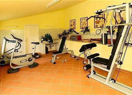Sleeps 4 Pool Air Con 公寓 *